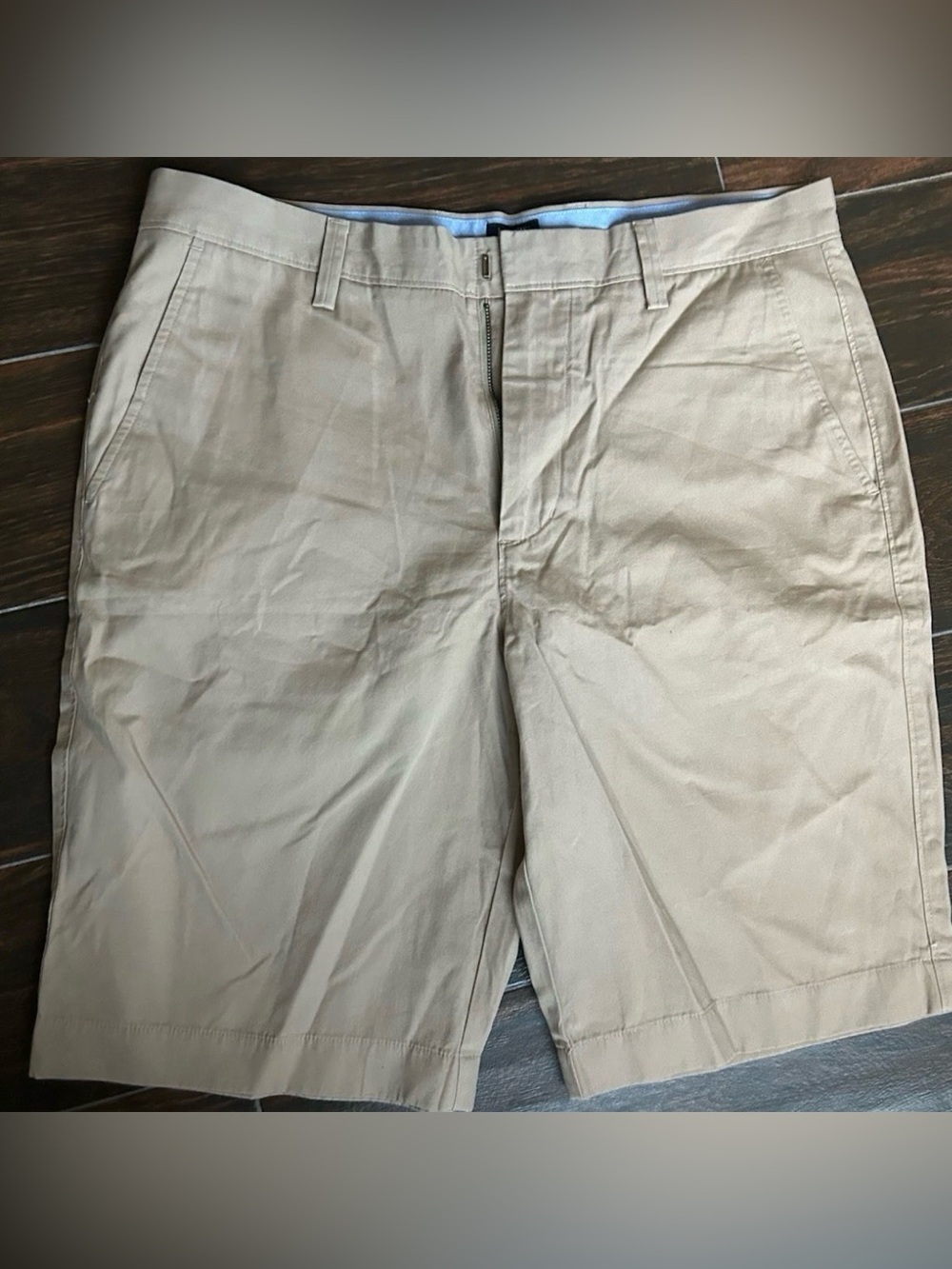Men's J.Crew Rivington Tan Khaki Shorts Size 33W
